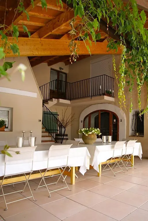 Guest house Le Vieux Platane Hotel Cairanne